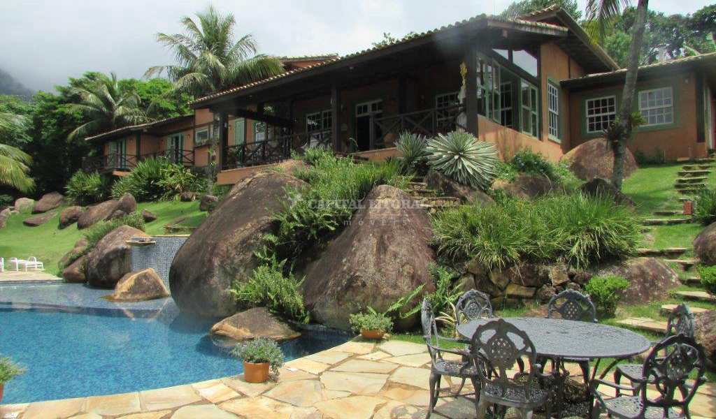 Casa em Ilhabela, bairro Ponta da Sela