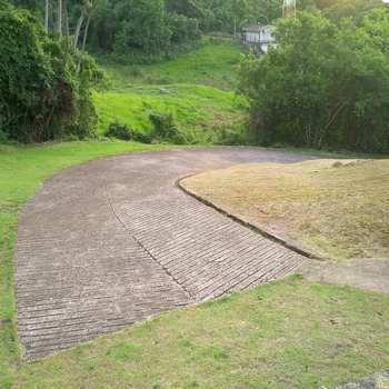 Terreno em Ilhabela, bairro São Pedro