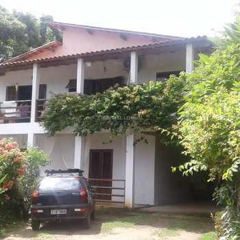 Casa em Ilhabela, bairro Praia do Veloso