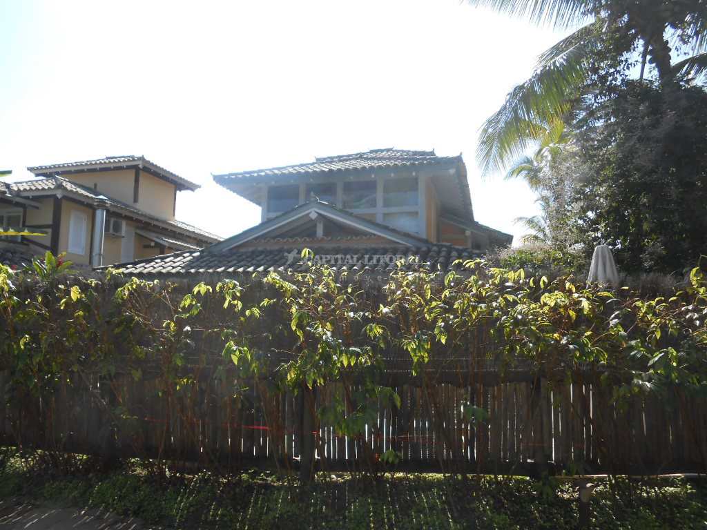 Casa de Condomínio em São Sebastião, no bairro Camburi