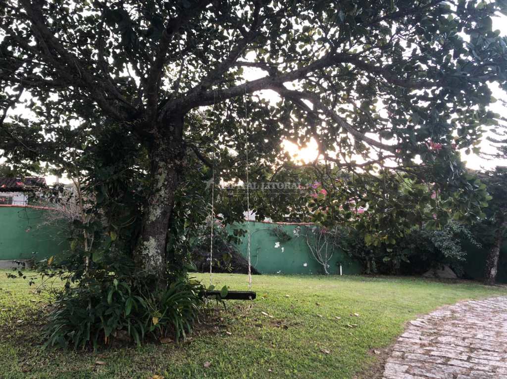 Casa em Ilhabela, no bairro Água Branca