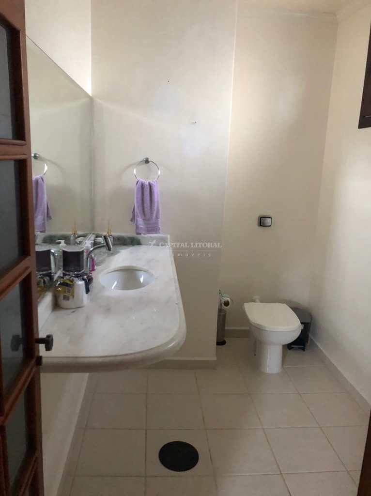 Casa em Ilhabela, no bairro Água Branca