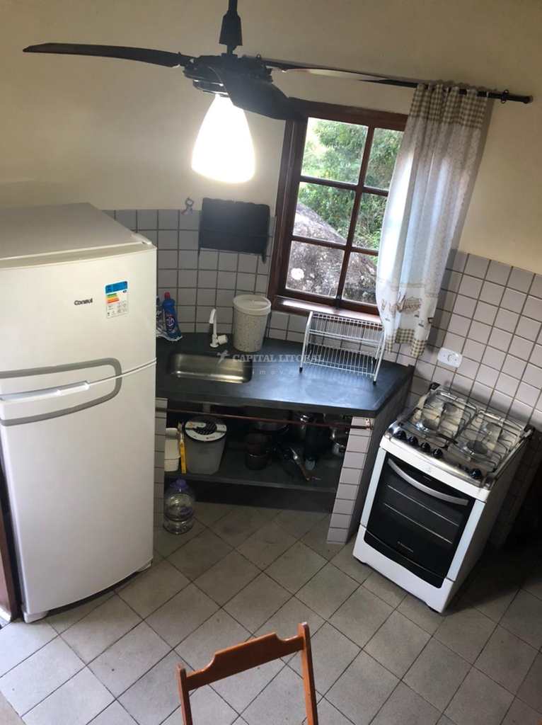 Casa em Ilhabela, no bairro Água Branca