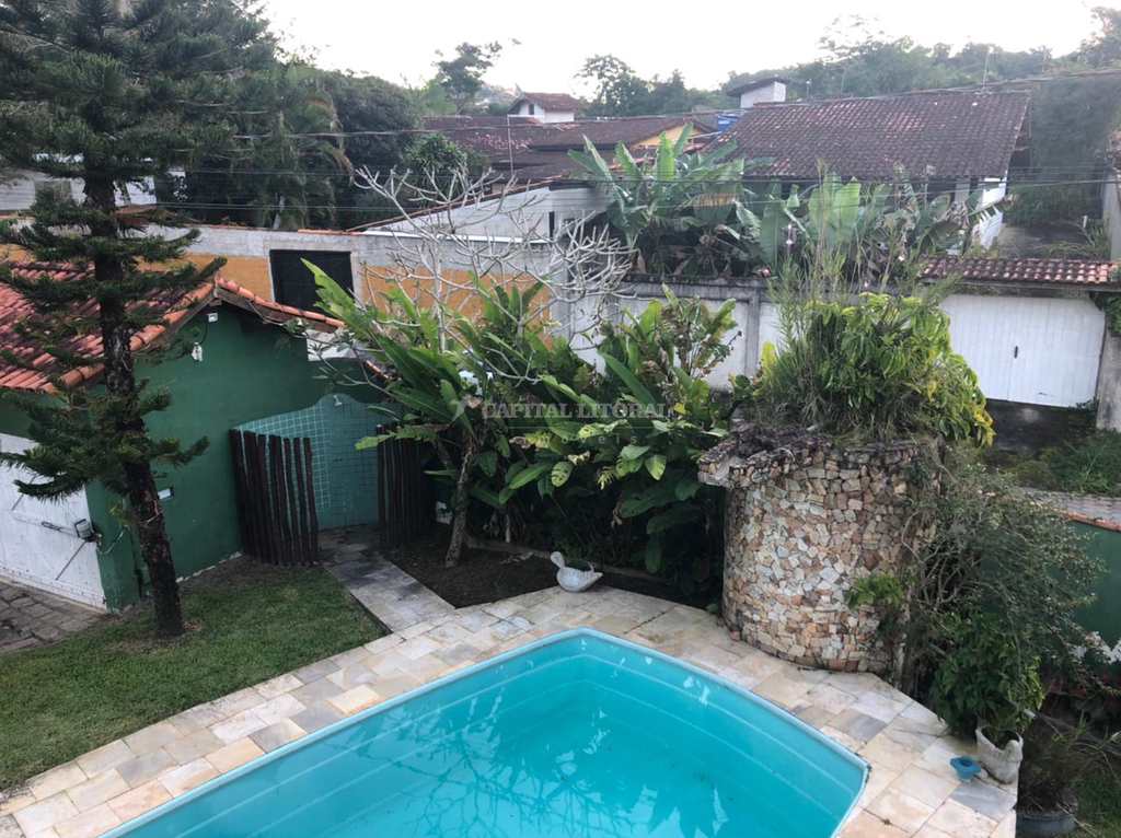 Casa em Ilhabela, no bairro Água Branca