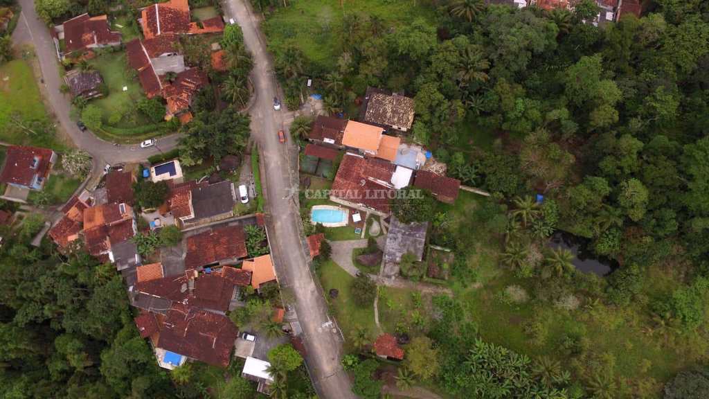 Casa em Ilhabela, no bairro Água Branca
