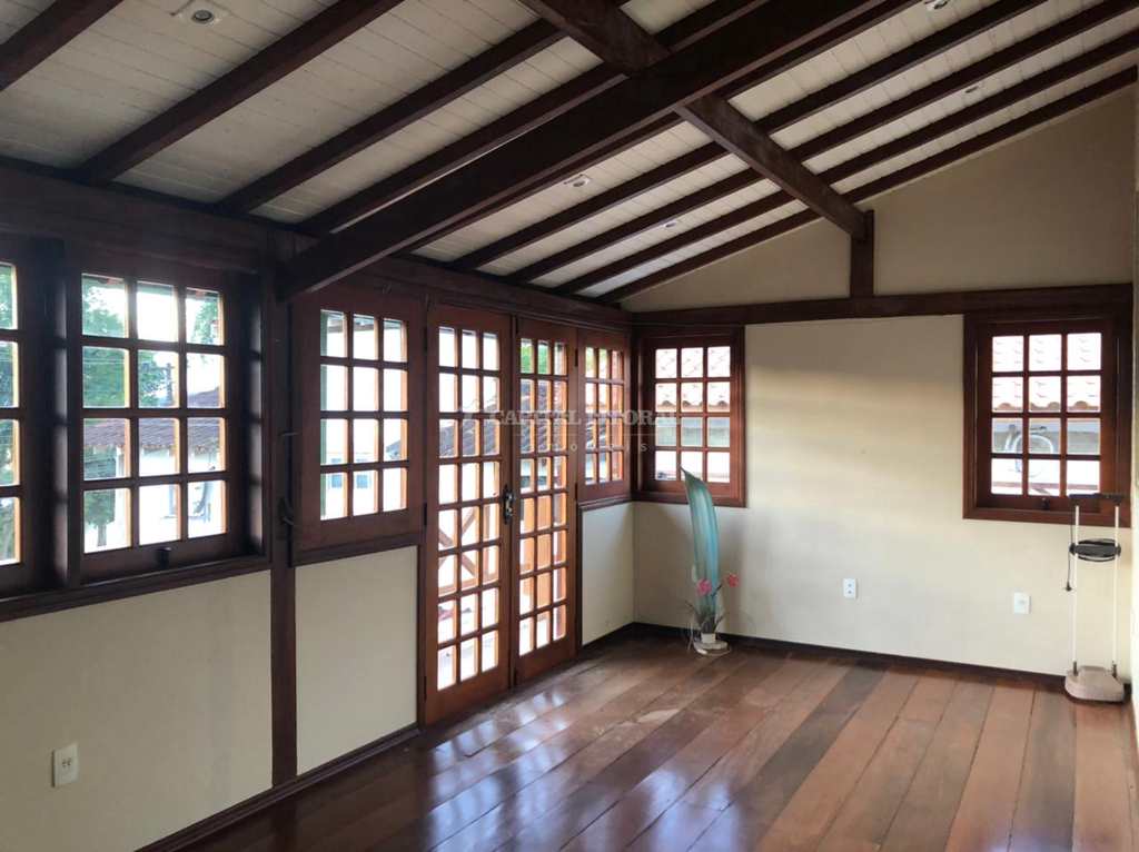 Casa em Ilhabela, no bairro Água Branca