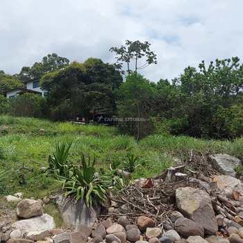 Terreno em Ilhabela, bairro Praia Grande