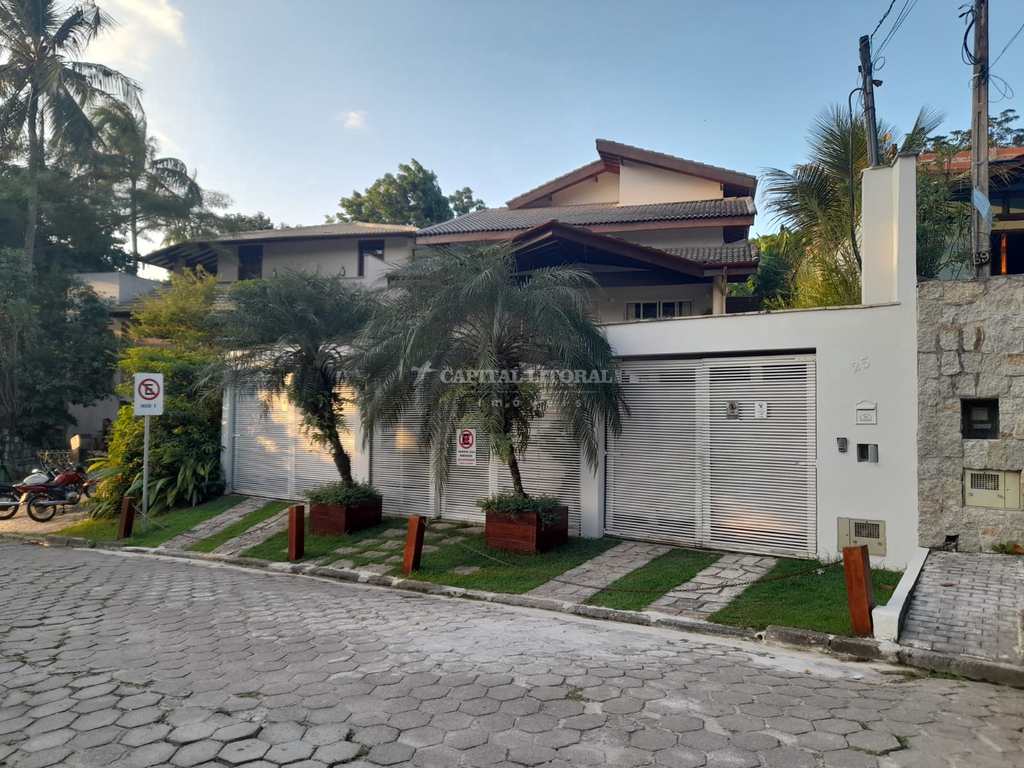 Casa em Ilhabela, no bairro Praia do Julião
