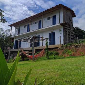 Casa em Ilhabela, bairro Veloso
