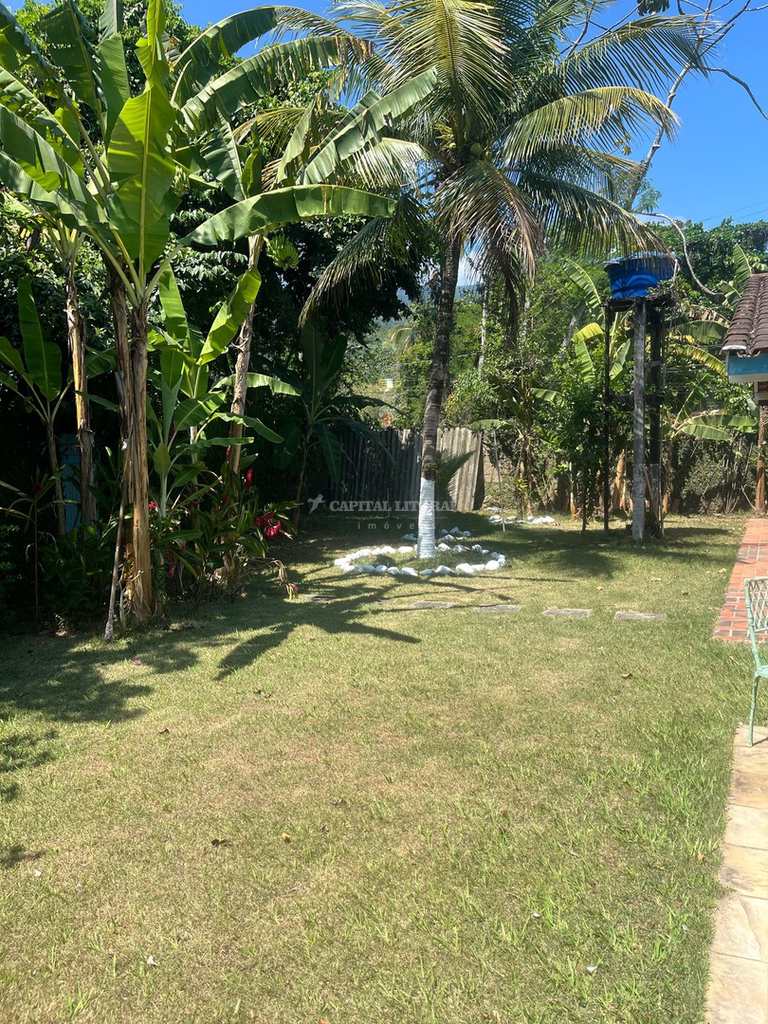 Casa em Ilhabela, no bairro Água Branca