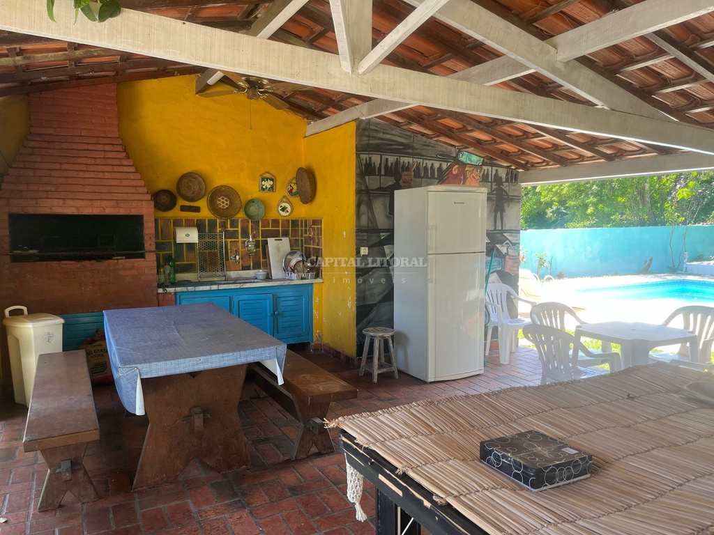Casa em Ilhabela, no bairro Água Branca