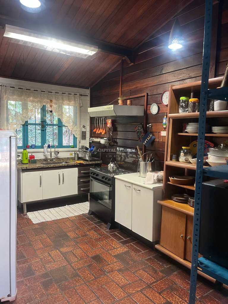 Casa em Ilhabela, no bairro Água Branca