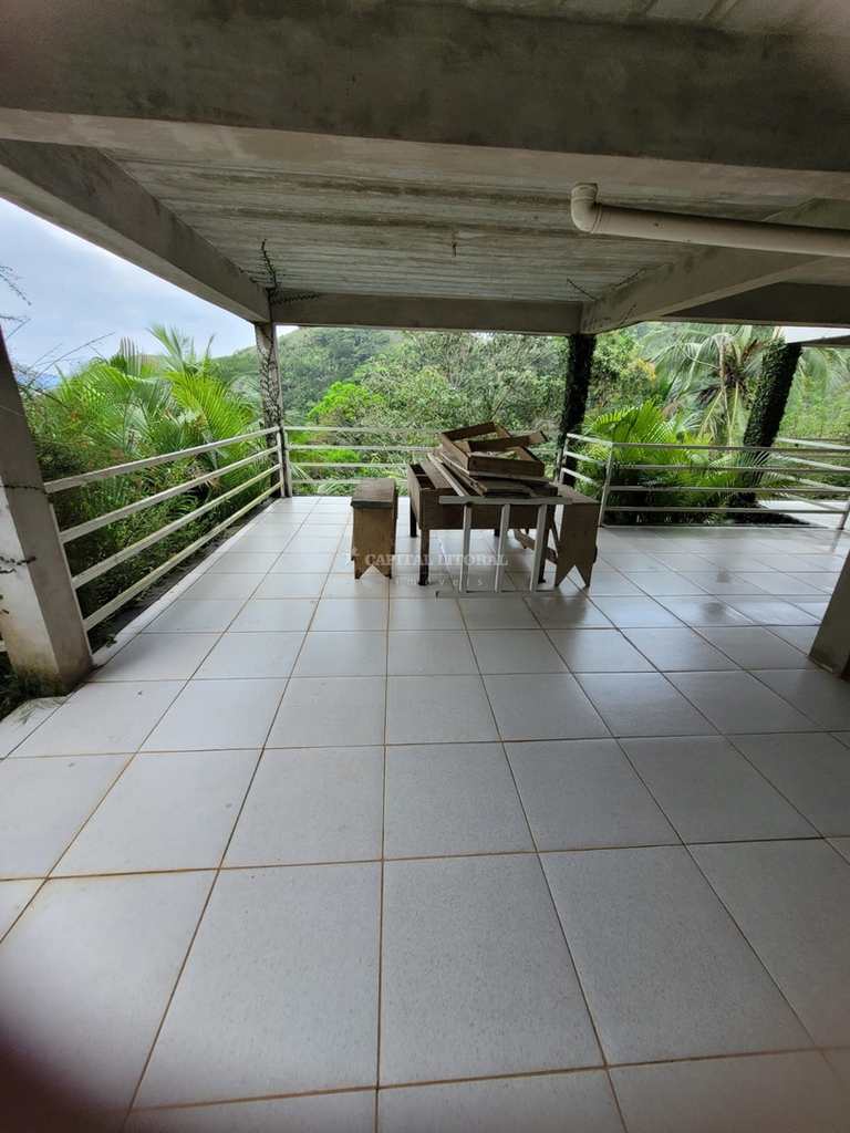 Casa em Ilhabela, no bairro Siriúba