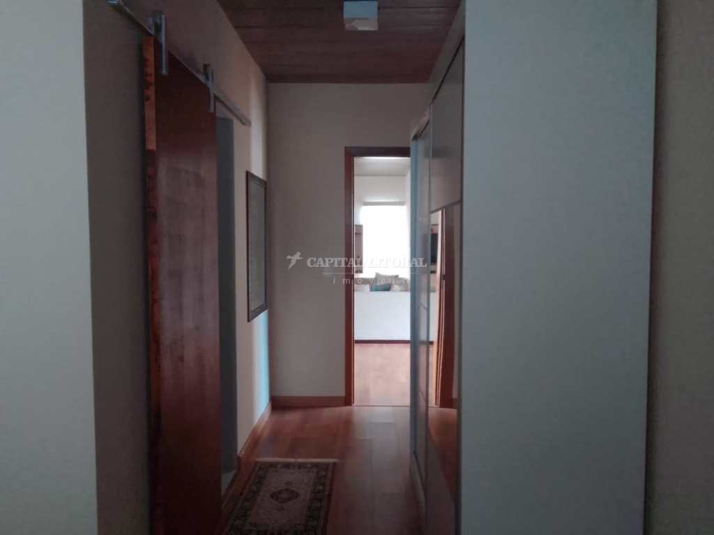 Casa em Ilhabela, no bairro Siriúba