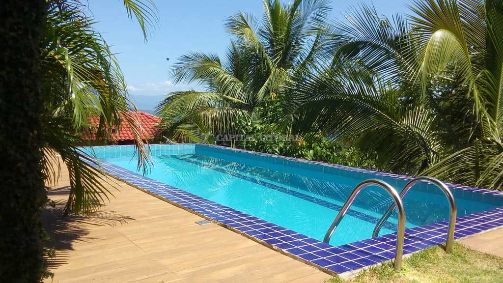 Casa em Ilhabela, no bairro Siriúba