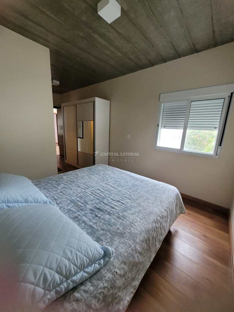 Casa em Ilhabela, no bairro Siriúba