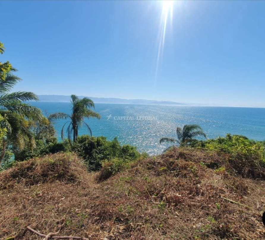 Terreno em Ilhabela, no bairro Furnas