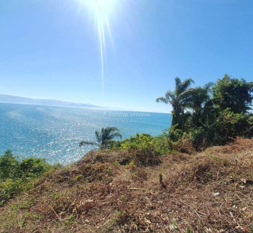 Terreno em Ilhabela, no bairro Furnas