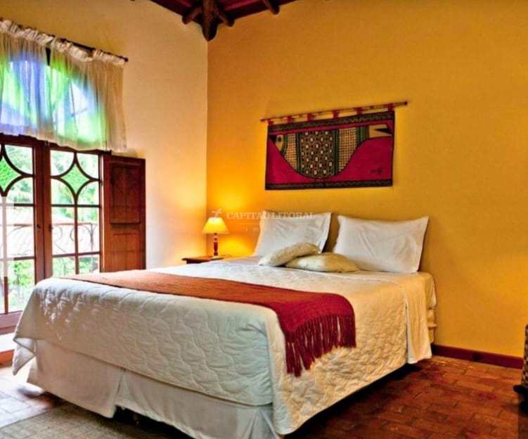 Casa em Ilhabela, no bairro Cocaia