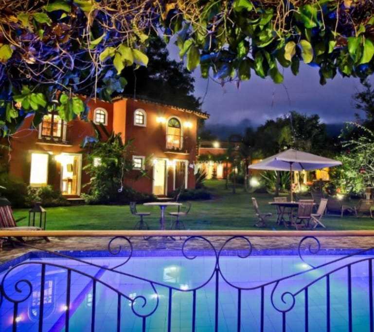 Casa em Ilhabela, no bairro Cocaia