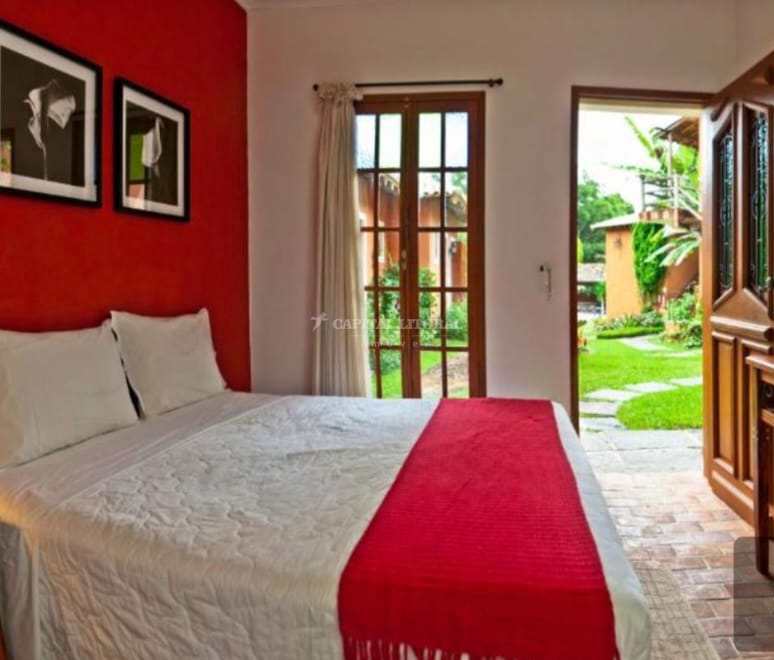 Casa em Ilhabela, no bairro Cocaia