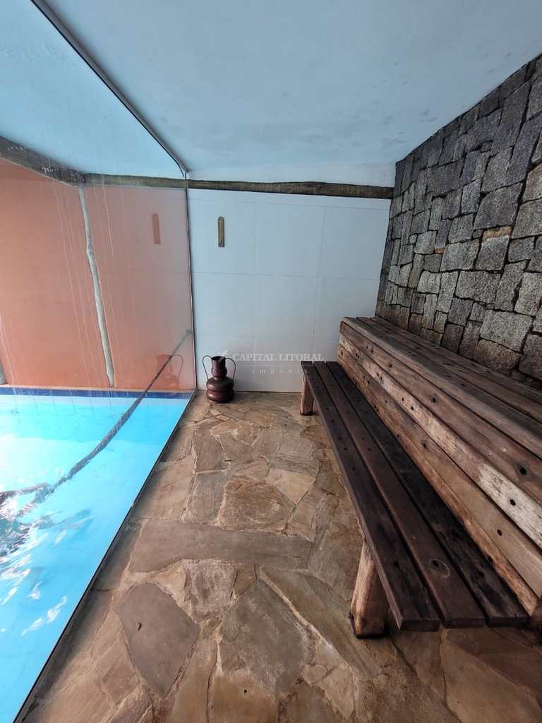 Casa em Ilhabela, no bairro Cocaia