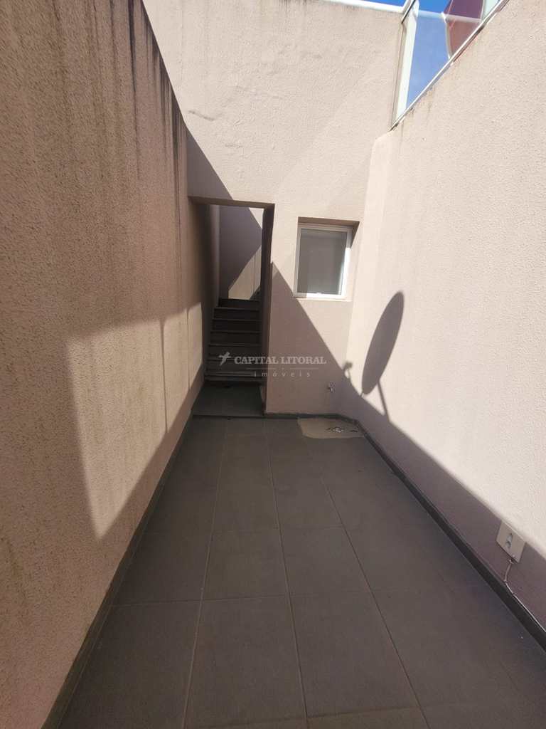 Casa em Ilhabela, no bairro Veloso