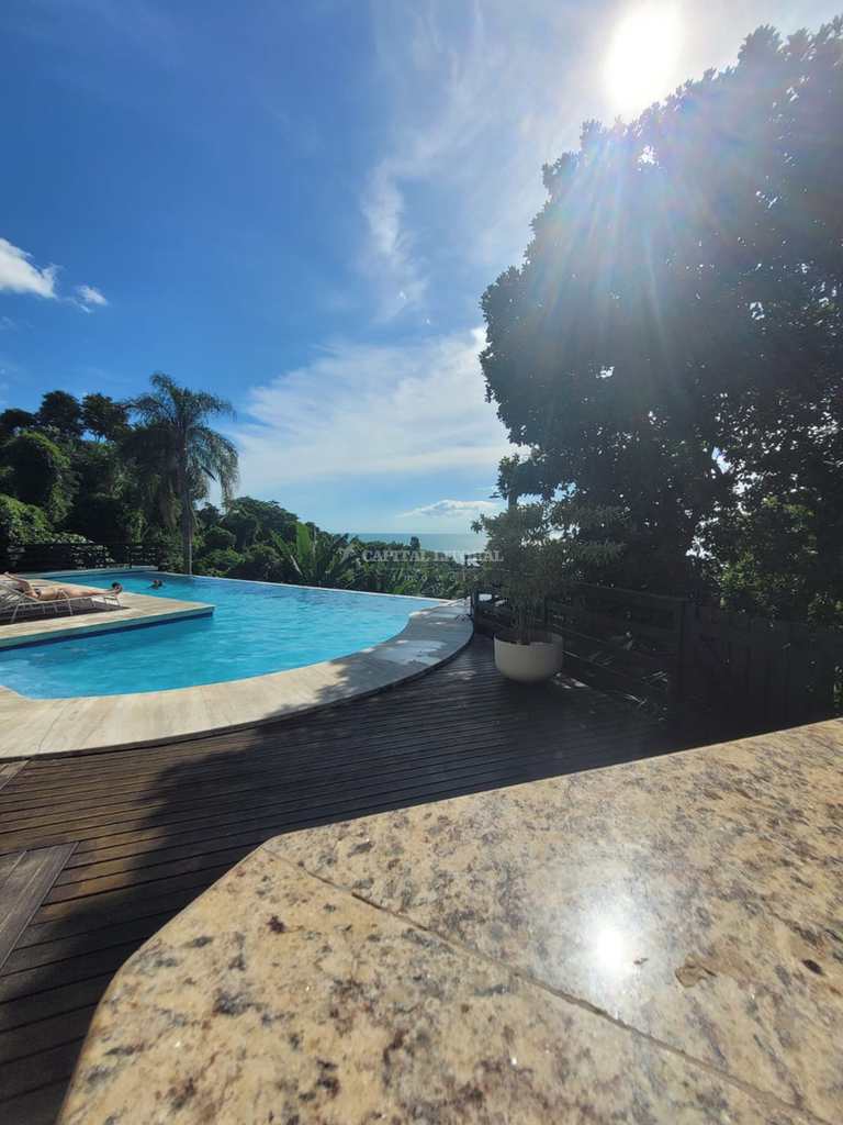 Casa em Ilhabela, no bairro Veloso