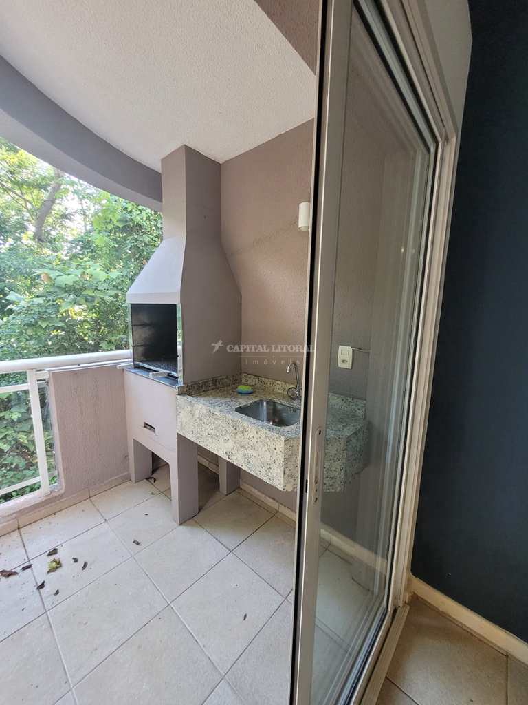 Casa em Ilhabela, no bairro Veloso