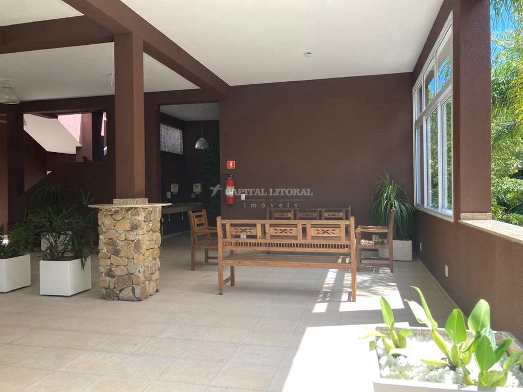 Casa em Ilhabela, no bairro Praia do Veloso