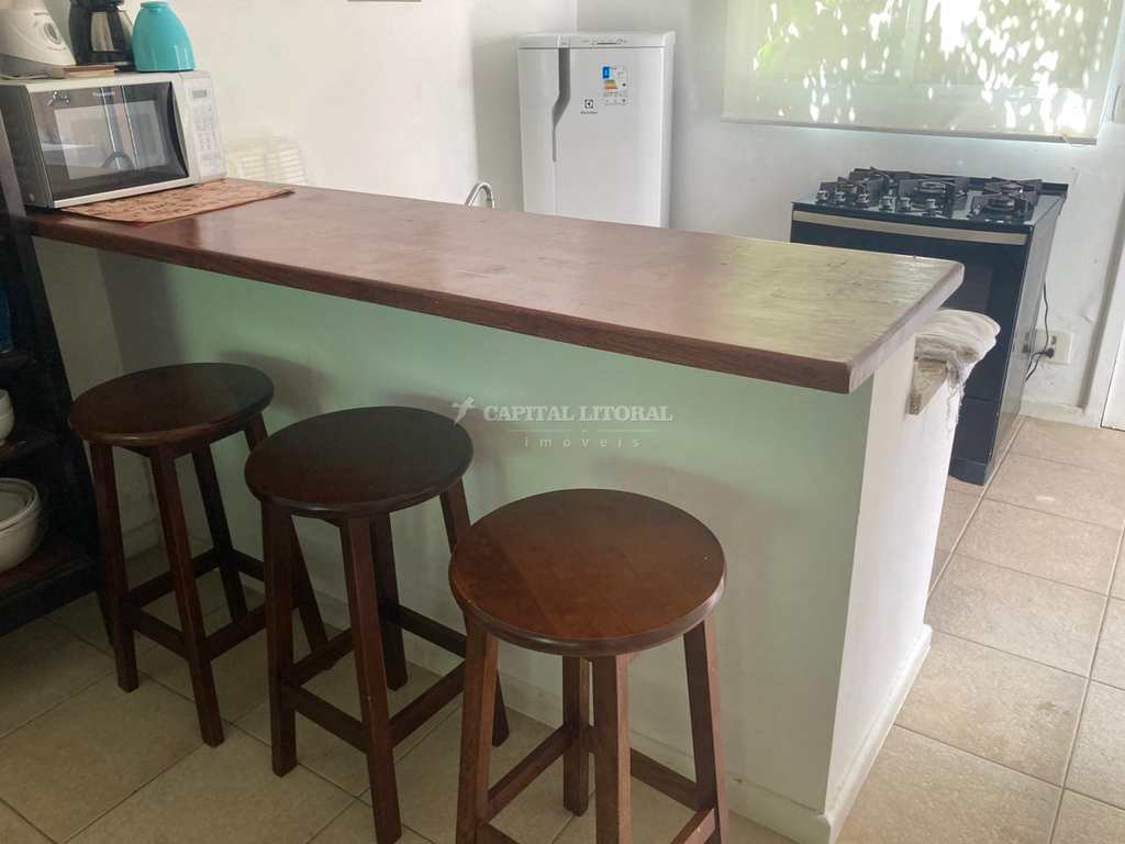 Casa em Ilhabela, no bairro Praia do Veloso