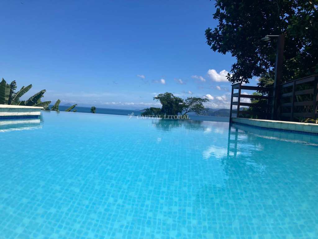 Casa em Ilhabela, no bairro Praia do Veloso