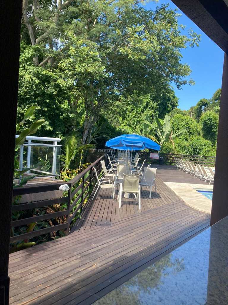 Casa em Ilhabela, no bairro Praia do Veloso