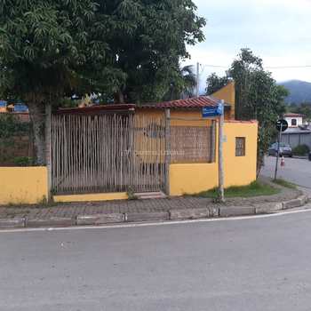 Casa em Ilhabela, bairro Barra Velha