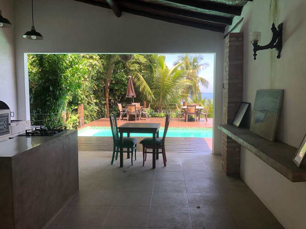 Casa em Ilhabela, no bairro Borrifos