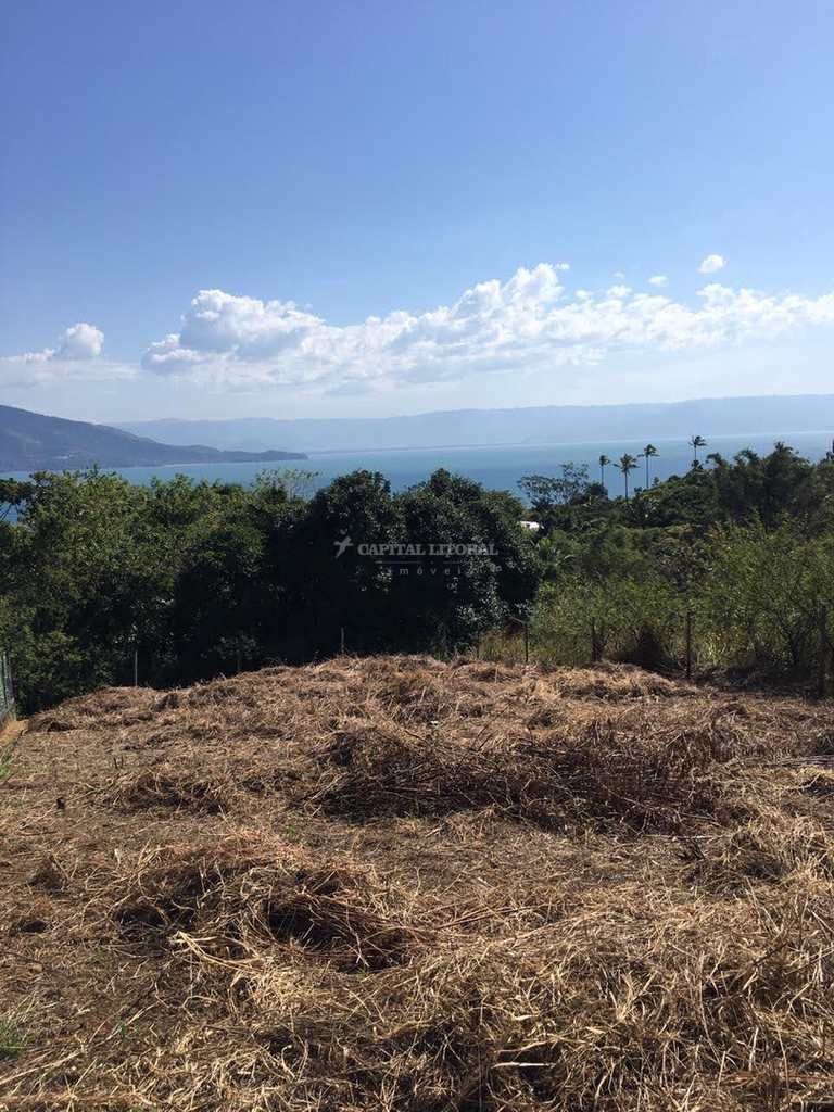 Terreno em Ilhabela, no bairro Siriúba