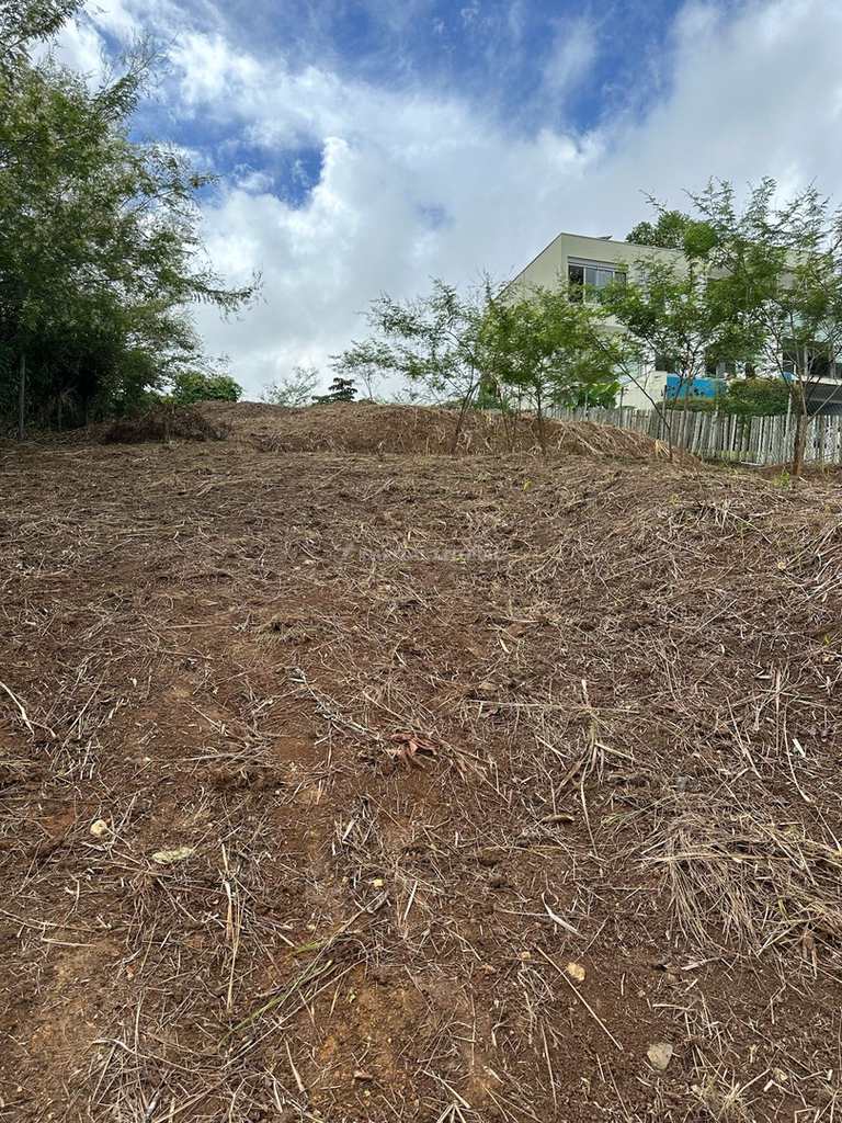 Terreno em Ilhabela, no bairro Siriúba