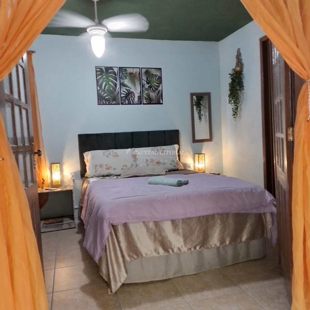 Casa em Ilhabela, no bairro Cocaia