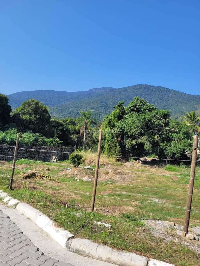 Terreno em Ilhabela, no bairro Ribeirão