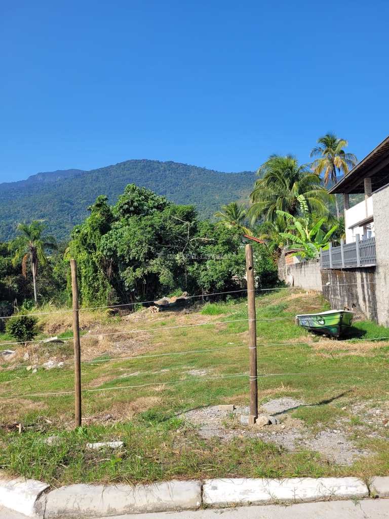 Terreno em Ilhabela, no bairro Ribeirão