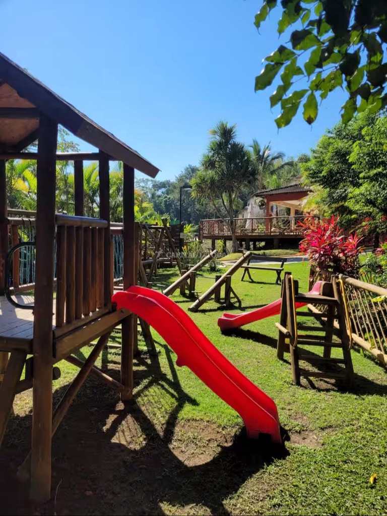 Casa em Ilhabela, no bairro Curral