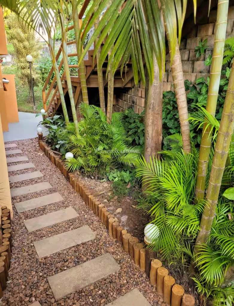 Casa em Ilhabela, no bairro Curral