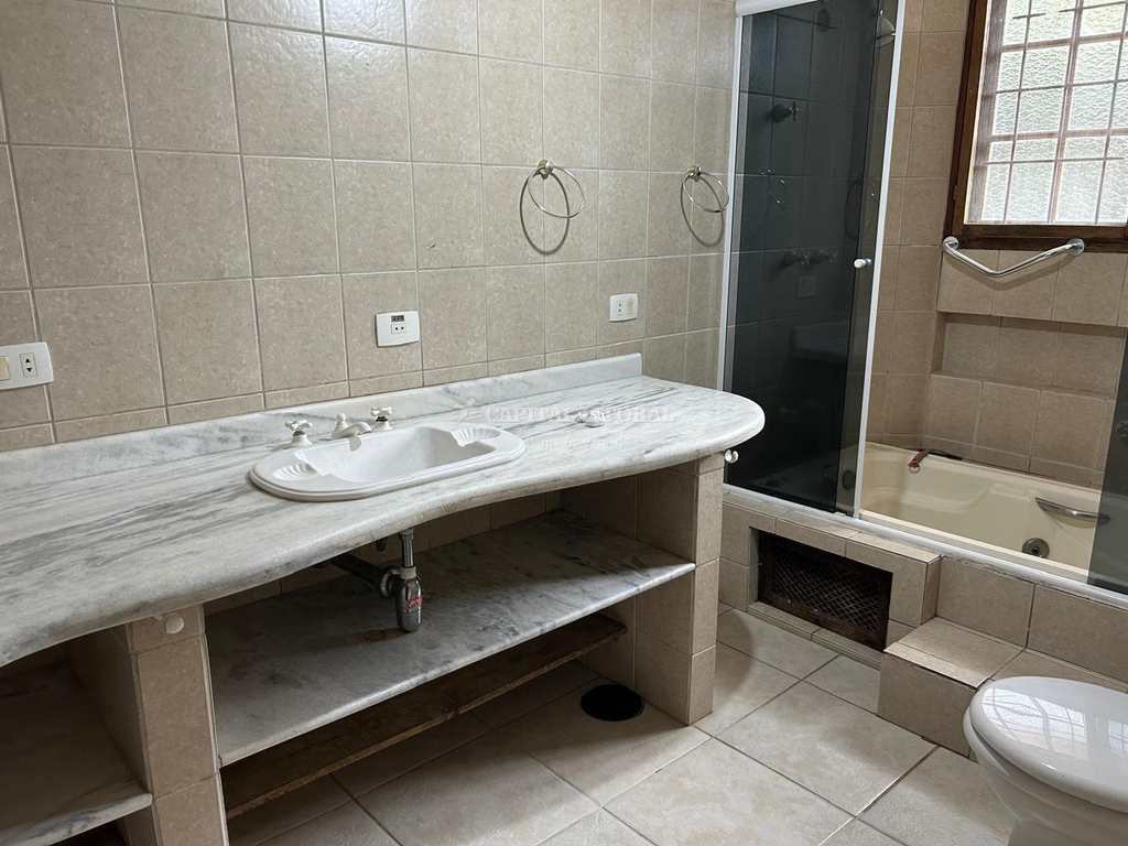 Casa em Ilhabela, no bairro Itaquanduba