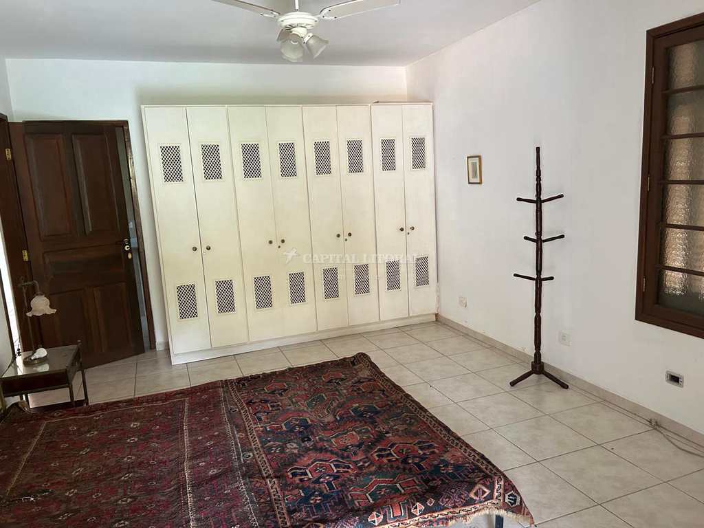 Casa em Ilhabela, no bairro Itaquanduba