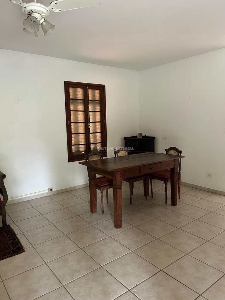 Casa em Ilhabela, no bairro Itaquanduba