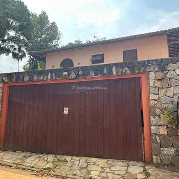 Casa em Ilhabela, bairro Itaquanduba