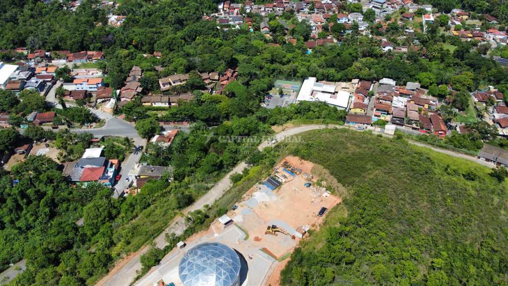 Terreno em Ilhabela, no bairro Água Branca