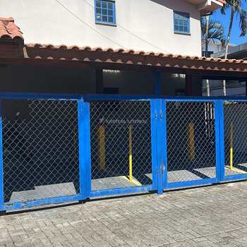Casa em Ilhabela, bairro Barra Velha