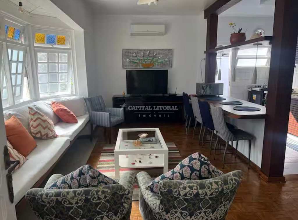 Casa em Ilhabela, no bairro Itaquanduba