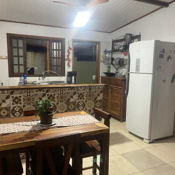 Casa em Ilhabela, bairro Água Branca